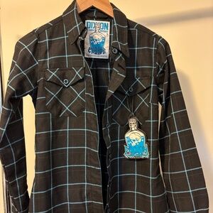 Women’s Dixxon flannel size small “Cyanide”